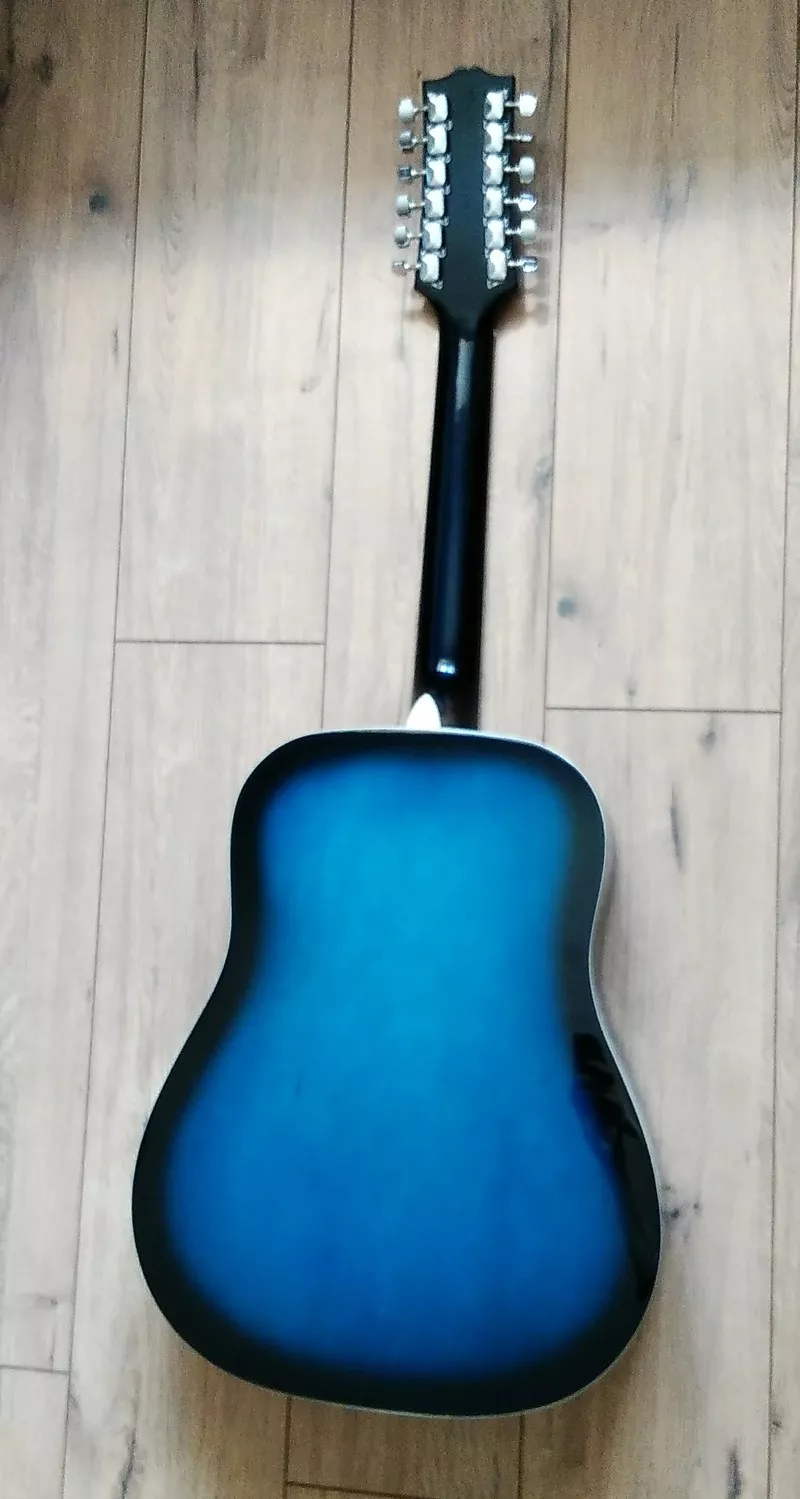 Продам 12-струнную гитару фирмы SX 3